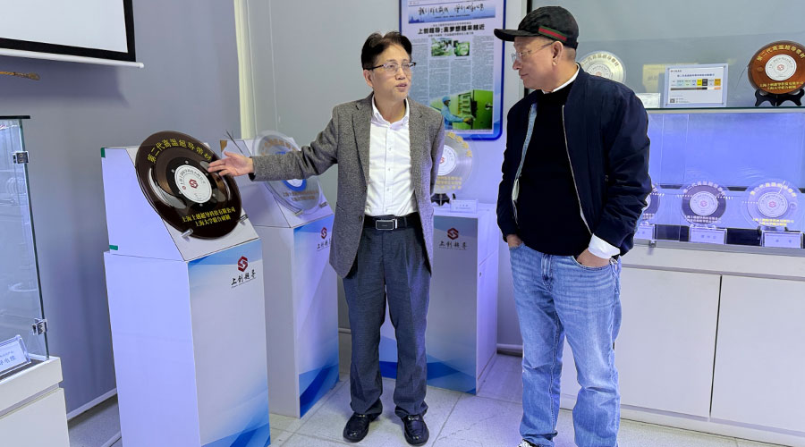 星华新材赴上海上创超导考察